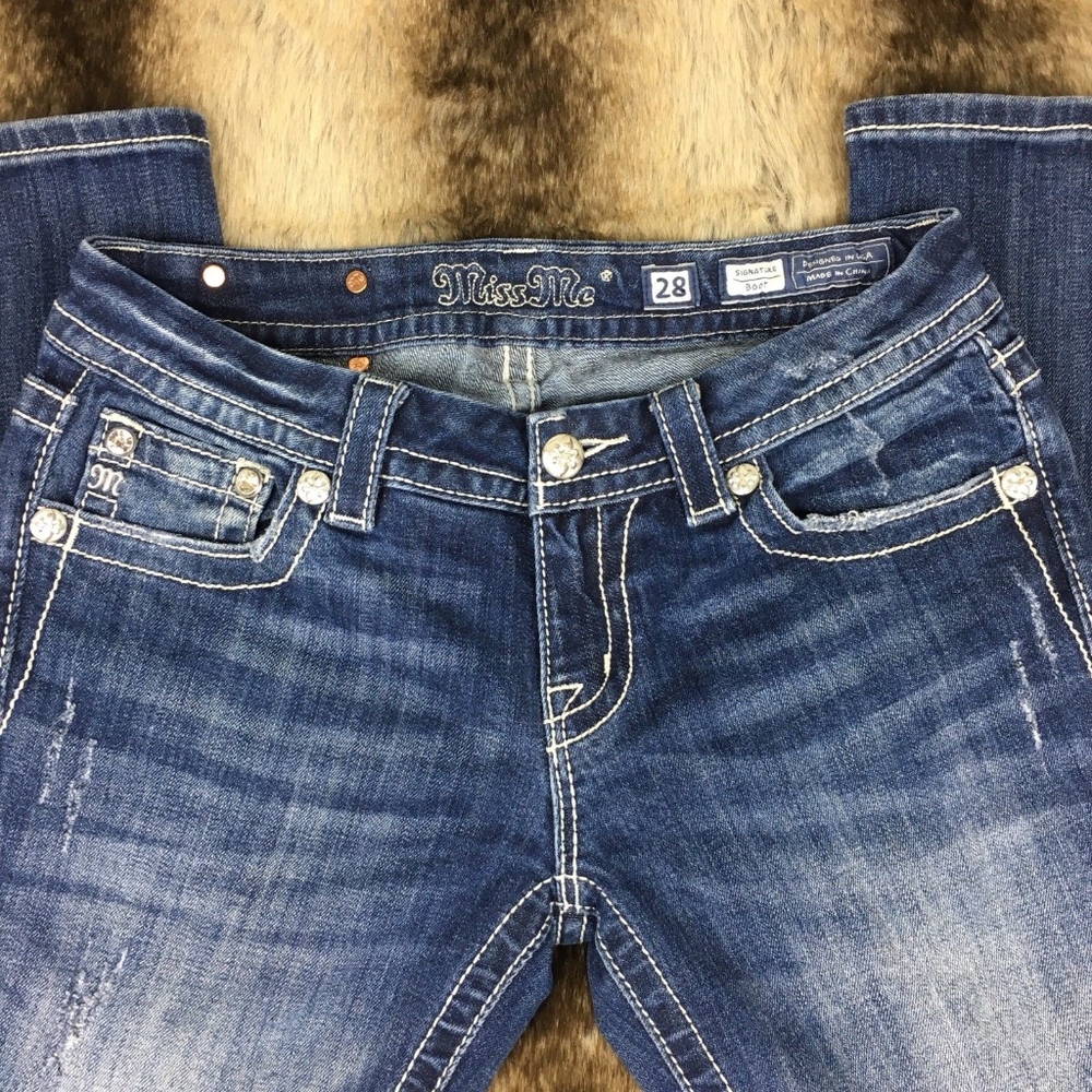 🛍 Miss Me Signature Bootcut Jeans, Size 28 - Picture 3 of 6